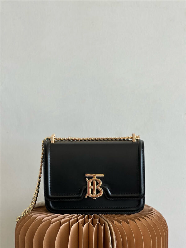 burberry tb logo lock bag