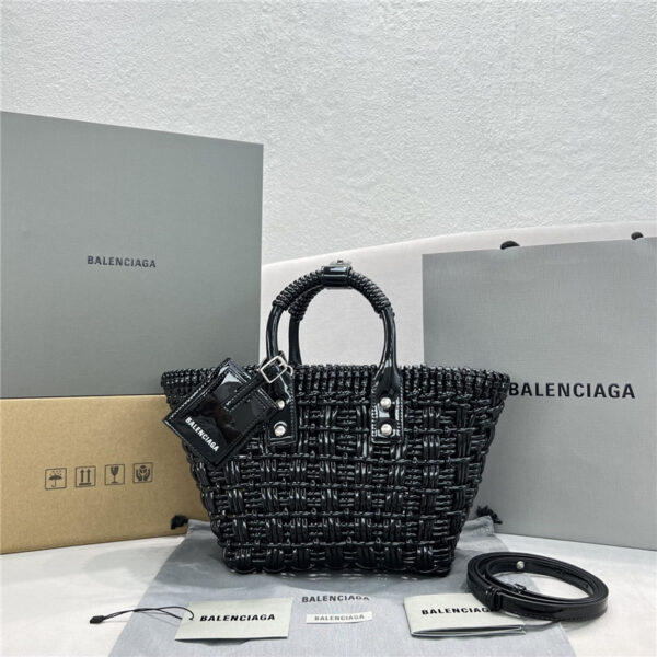 balenciaga bistro basket