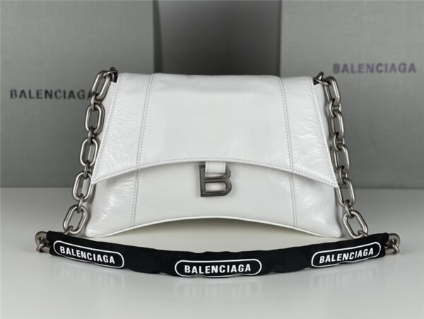 balenciaga downtown chain shoulder bag