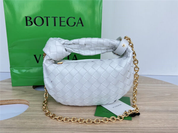 bottega veneta jodie with chain bag white