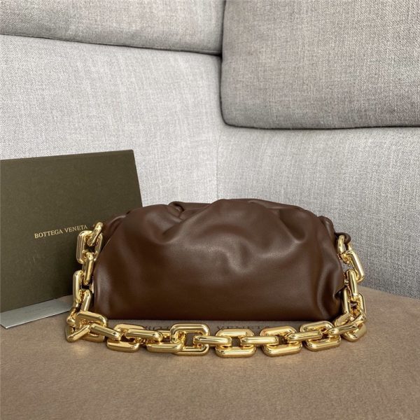 the chain pouch bottega veneta