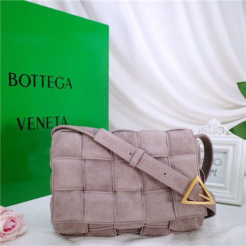 bottega veneta suede cassette bag