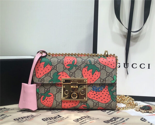 Gucci Padlock Shoulder Bag GG Strawberry Small Beige/Ebony Multicolor