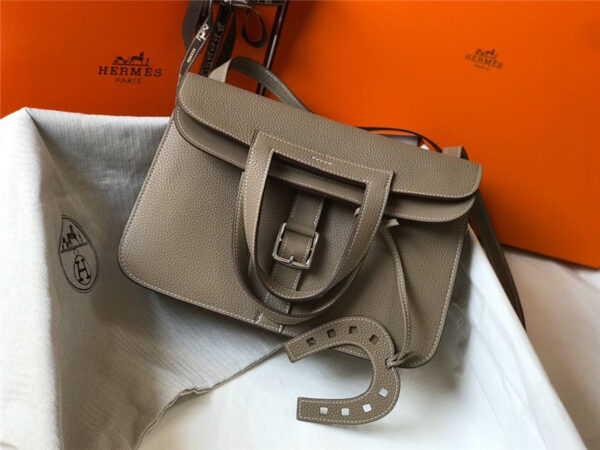 Hermes Halzan 31 bag