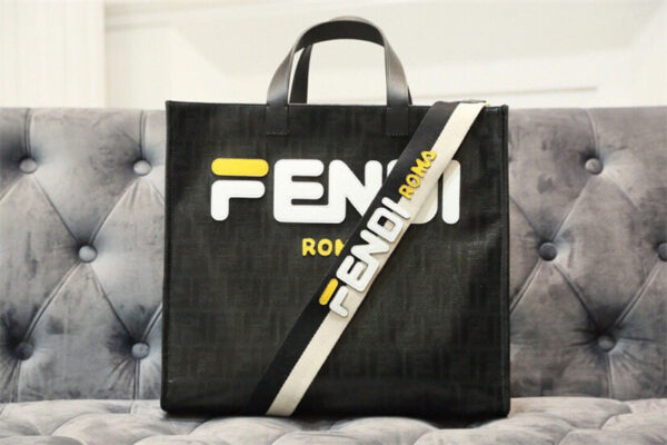 FENDI shopping logo bag