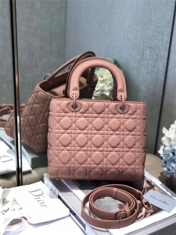 lady dior medium pink