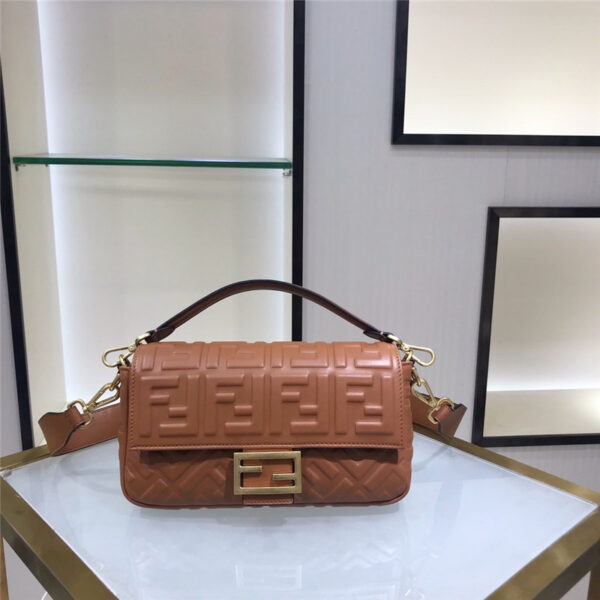 fendi baguette medium brown