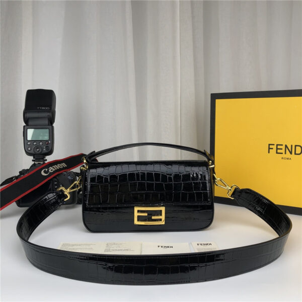 fendi crocodile baguette black