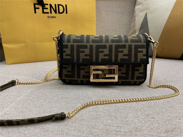 Fendi Baguette Jacquard FF Large