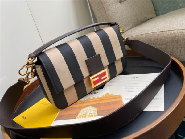 fendi baguette medium