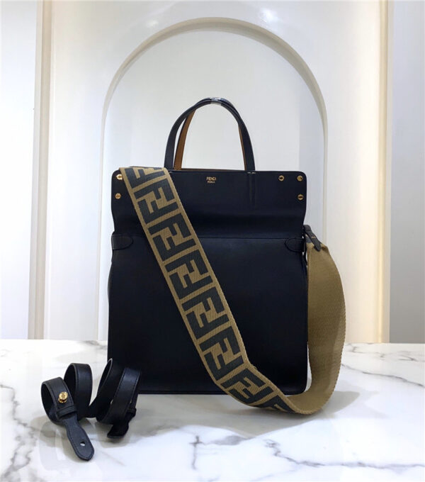 FENDI filp bag