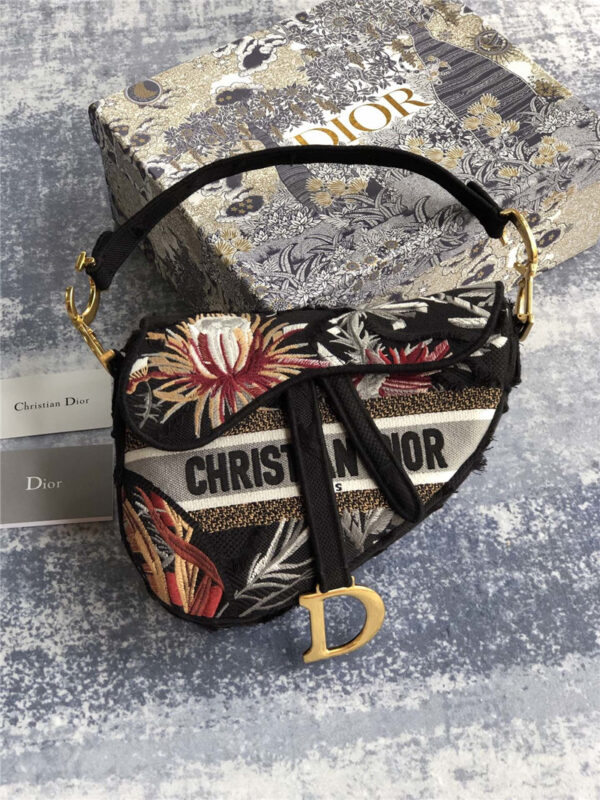 dior saddle bag