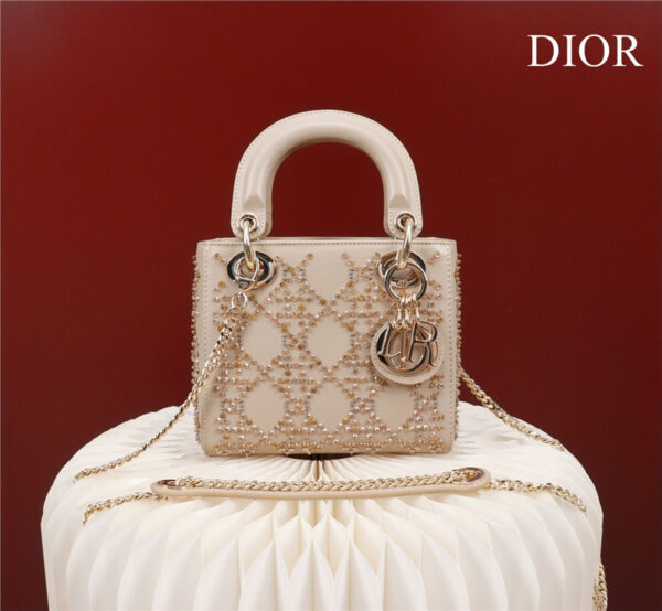 mini lady dior beaded bag