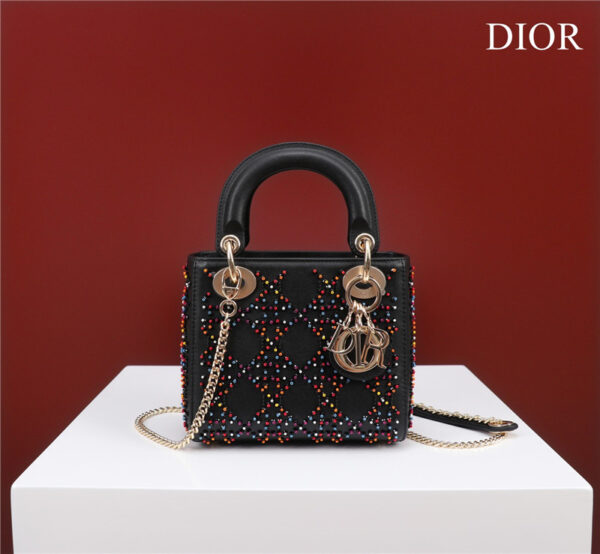 mini lady dior beaded bag