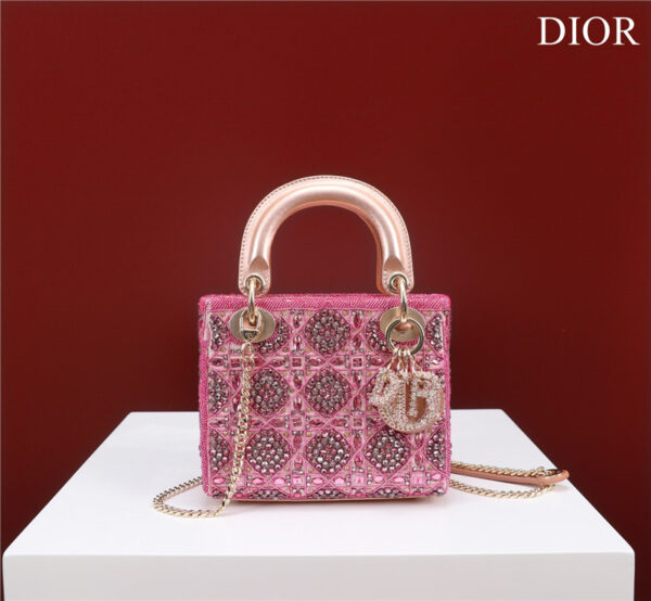 mini lady dior beaded bag