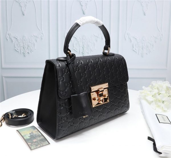 Medium Padlock Signature Leather Shoulder Bag