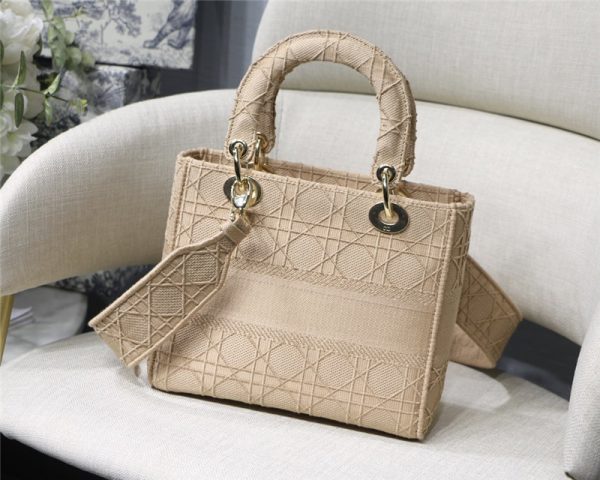 Lady Dior embroidery bag