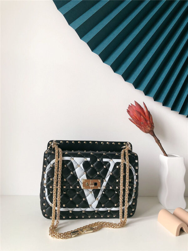 Valentino GARAVANI ROCKSTUD SPIKE Bag replica bags