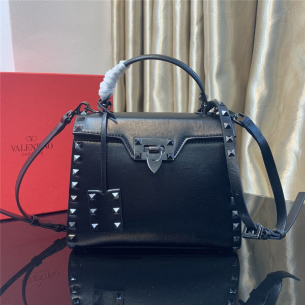 valentino garavani rockstud alcove bag small