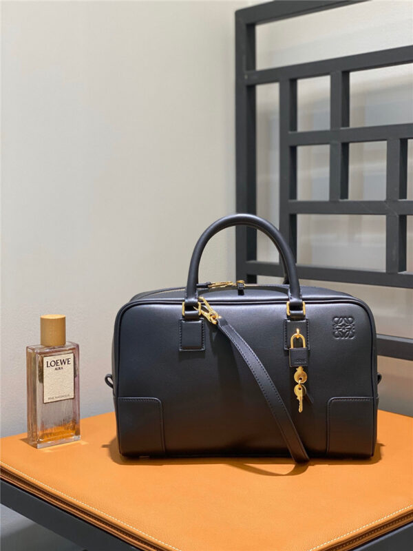 loewe amazona 28 bag