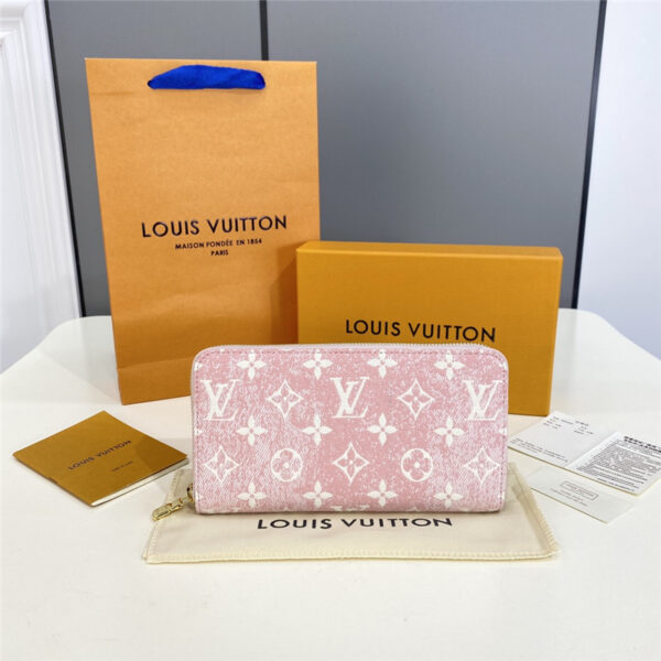 louis vuitton lv denim chain wallet