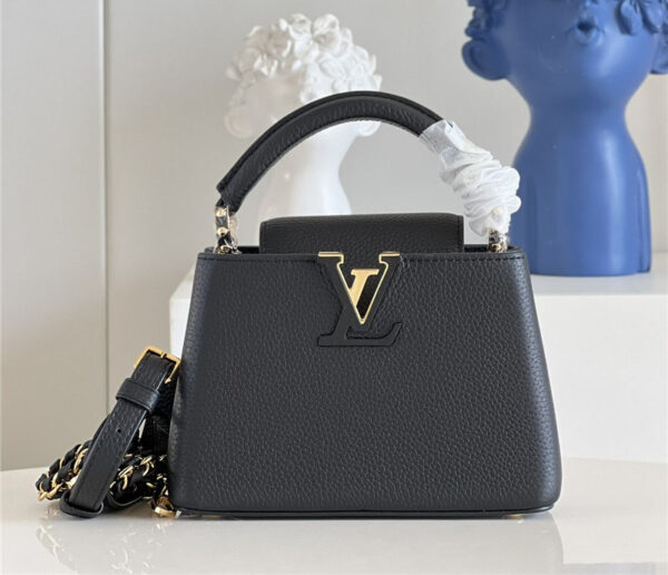 louis vuitton lv capucines mini bag black