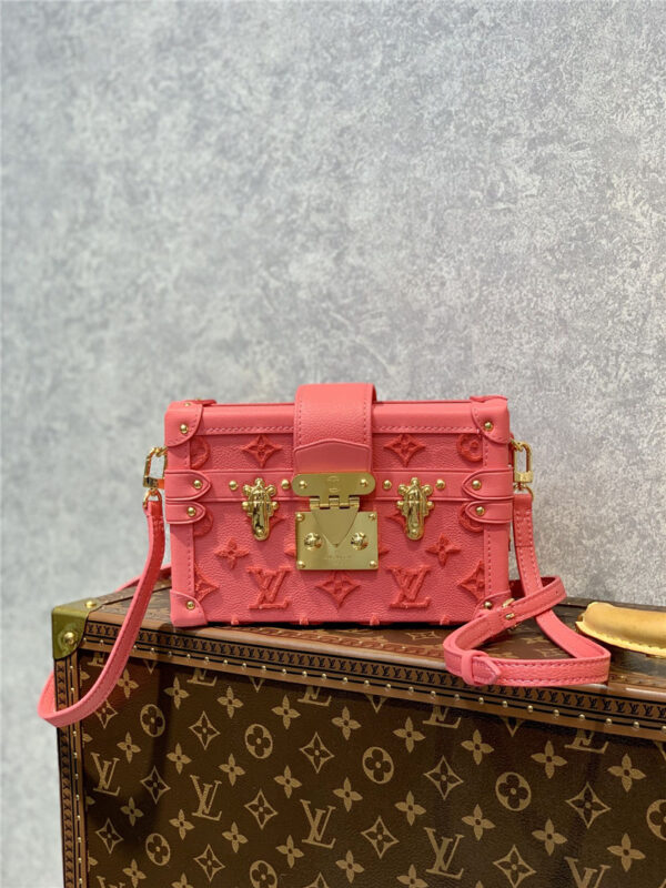 louis vuitton lv petite malle box bag