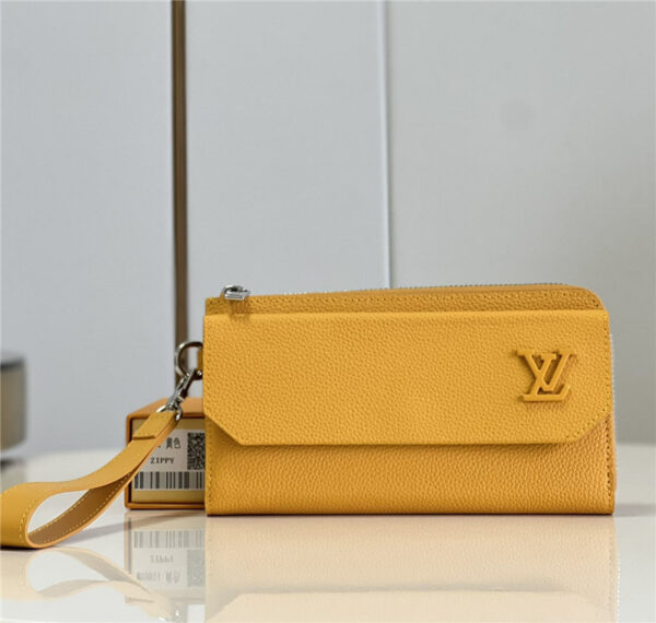 louis vuitton LV aerogram long wallet