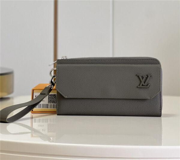 louis vuitton LV aerogram long wallet