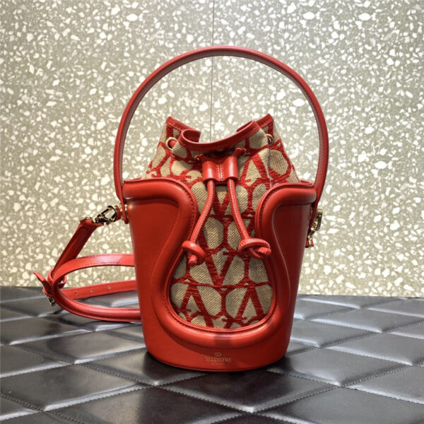 valentino La Cinquième bucket bag