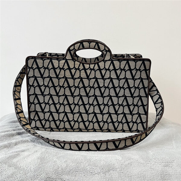 valentino V logo print tote bag