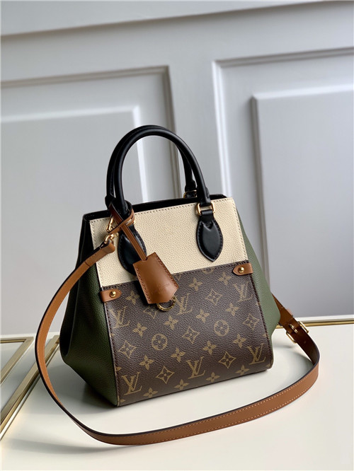 louis vuitton lv fold tote pm