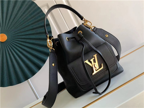 lv lockme bucket bag