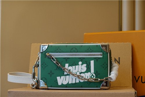lv soft trunk monogram bag